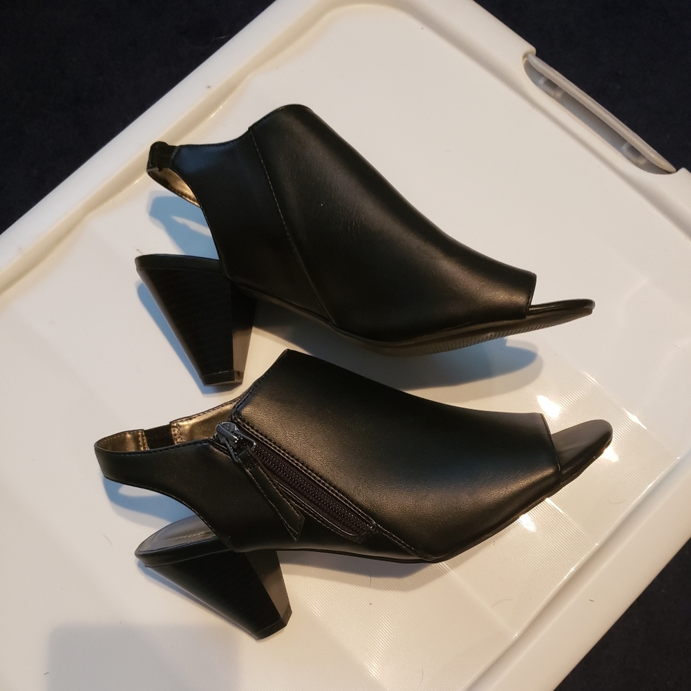 black booties